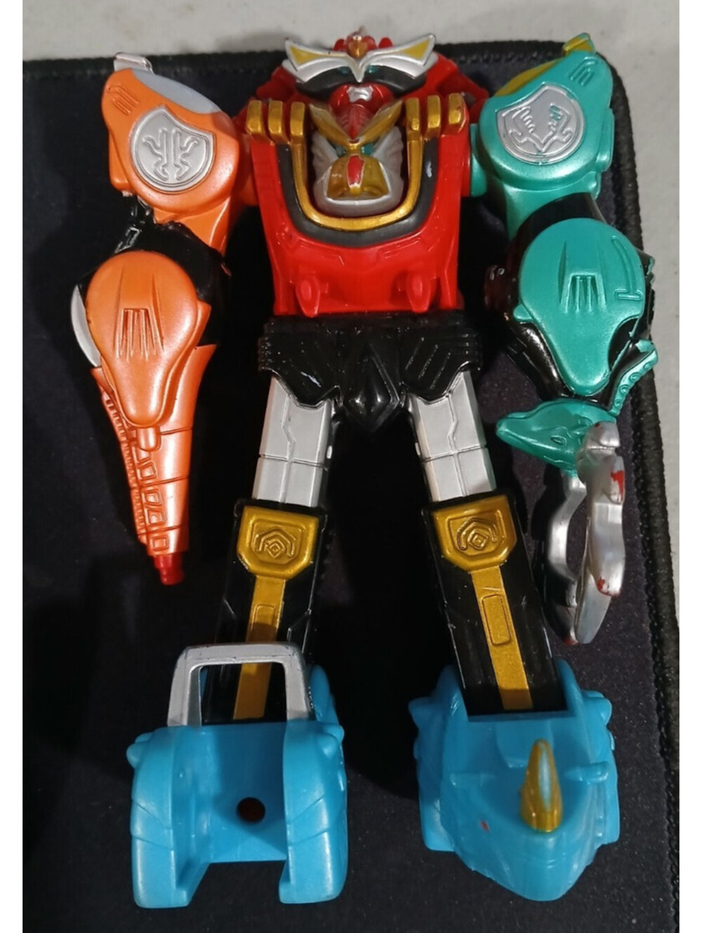 2001 Isis Megazord Power Rangers Wild Force (Incomplete)